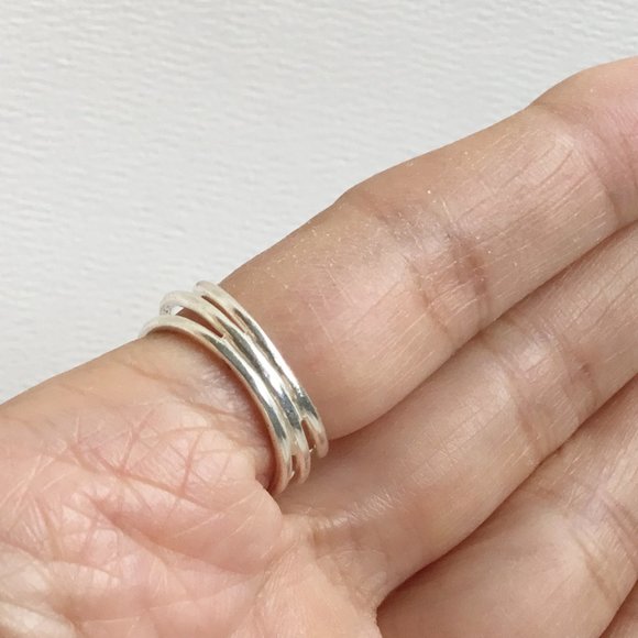 925 Sterling Silver Triple Band Minimalist Ring Size 5.75 - Picture 7 of 7